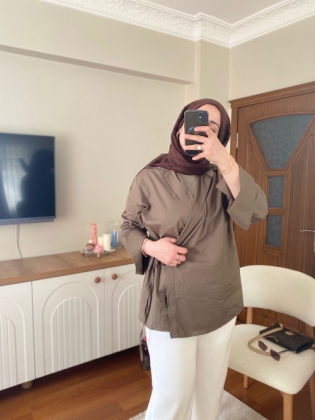HAKİ YANDAN BAĞLAMA DETAYLI GÖMLEK